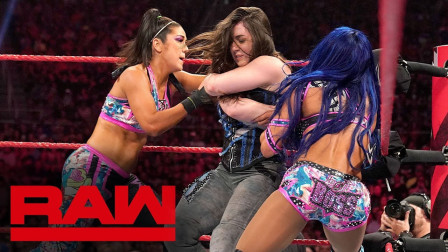 WWE RAW 2019 【RAW 09/16】女子组上演铁椅盛宴
