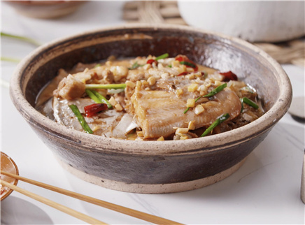 美食台 这样烧鱼难度低，一学就会！