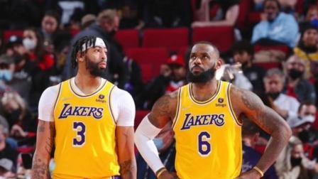 2021-2022赛季NBA集锦 詹姆斯30分浓眉哥献17分 湖人苦战不敌开拓者