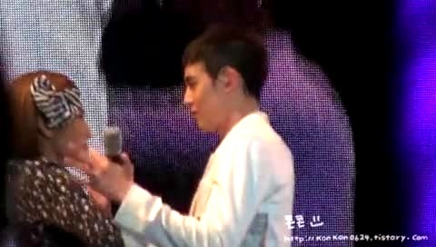 2PM Dance Tonight-HANDS UP ASIA TOUR In NANJING 主Nichkhun 饭拍版 12/02/25-2PM