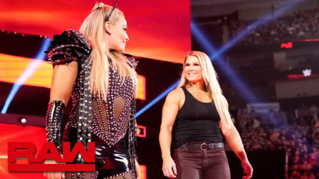 WWE RAW 2019 【RAW 03/11】擂台上凤凰女寻仇奈亚 擂台下女子部门扭打成一团