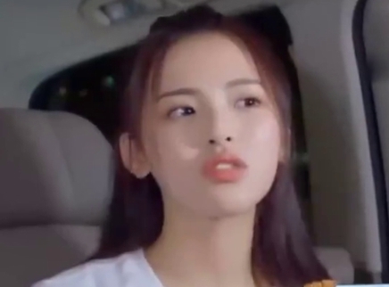 综艺吃瓜社 这样的杨超越妹妹很好养活了
