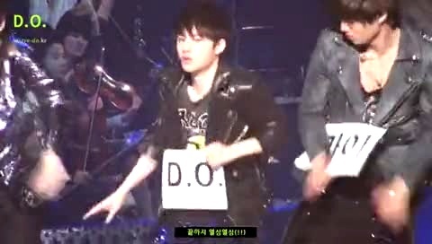 EXO MAMA彩排 美丽演唱会 主D.O 饭拍版 12/05/15-EXO-K
