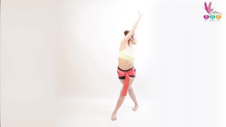 瘦大腿外侧和腰，交叉步回头，顶天立地收肚子