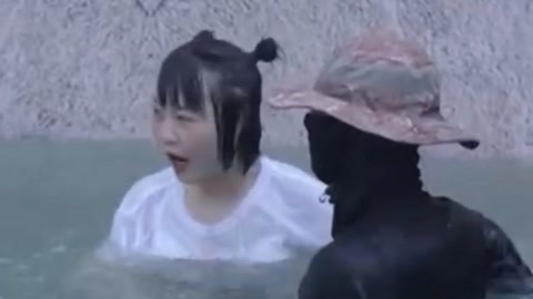 男生女生向前冲 第十一季 两队高校展开对决 女生最后一关遗憾落水