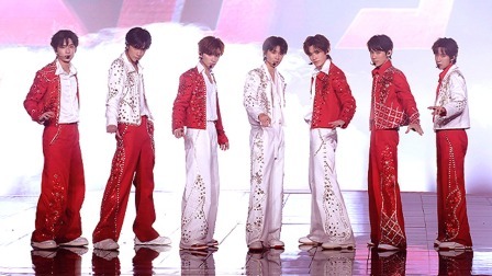 歌舞纯享：时代少年团活力开唱燃炸全场