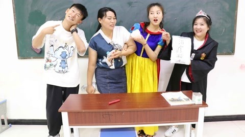 小晴捡到“治疗粘土”，能治疗师生的各种疑难杂症，太神奇了