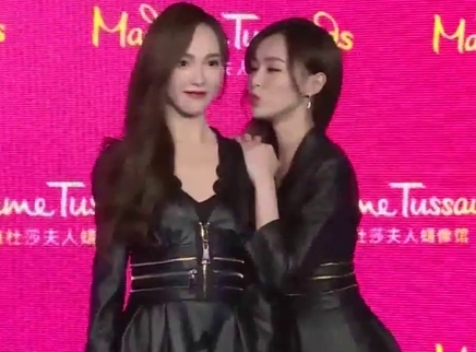 娱乐新鲜爆 唐嫣入驻上海杜莎夫人蜡像馆