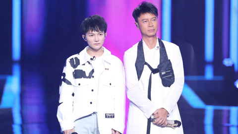 我们的歌会员版 “勤深深”演绎完美和声 小鬼大秀钢琴默契合唱
