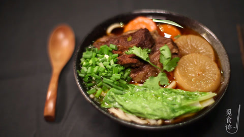 觅食迹 一碗精挑慢炖的牛肉面。