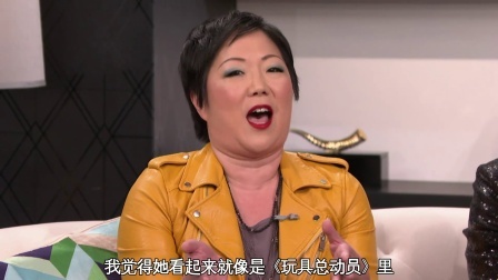 众女星红毯性感争艳 科洛·格蕾斯·莫瑞兹尴尬撞衫