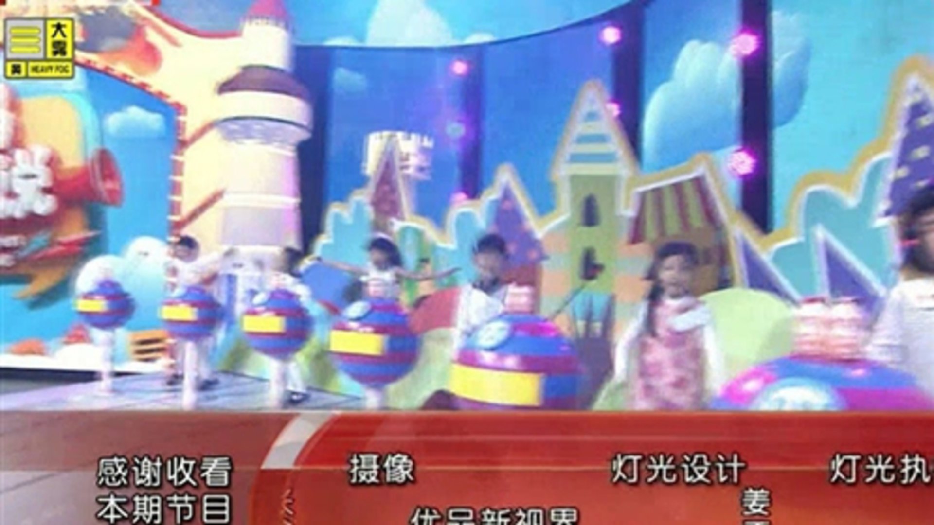 双胞胎萌娃与父母间的代沟