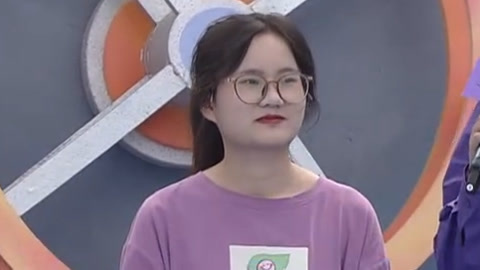 男生女生向前冲第15季 斯文小妹灵活登顶 闺蜜携手闯关遗憾落水
