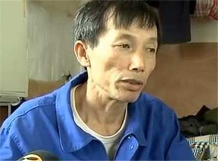 寻情记 花甲老人为何蜗居天台？