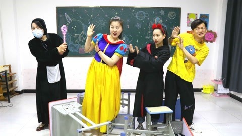 遗失的魔仙法杖1：黑衣人拿走法杖搞破坏，魔仙小小能找到她吗？