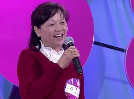 2016超级女声地面唱区海选 魔性小苹果重出江湖