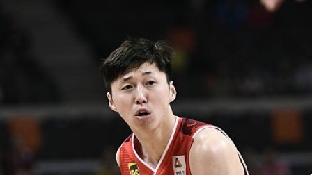 CBA 18/19赛季 广东vs八一第二节：宁鸿宇受伤离场！广东大比分领先八一