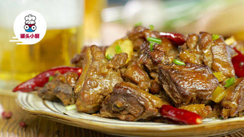 罐头小厨 超简易电饭煲香辣啤酒鸭
