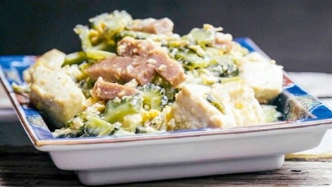 达人厨房 苦瓜炒豆腐