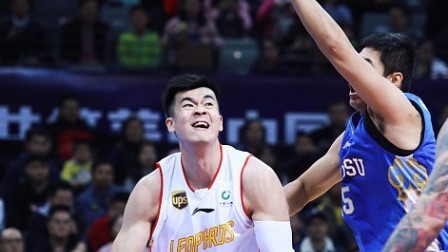 CBA 18/19赛季 深圳力擒江苏豪取5连胜 李慕豪13分双枪合砍53分