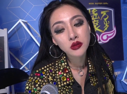 818超女聊天室 看王金金曾经的杀马特岁月