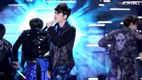EXO MAMA 丽水开放音乐会 饭拍多镜头剪辑版 12/05/10-EXO-K