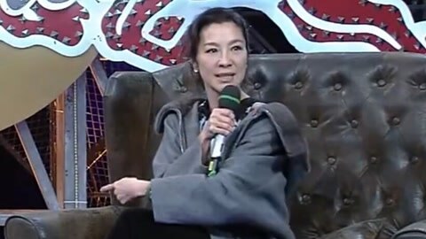 今晚80后脱口秀 距离产生美 杨紫琼现场虐恋