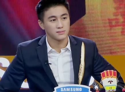 何猷君隔空告白恋情坐实？