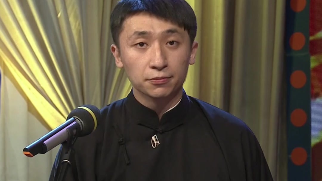 情景相声《戏剧与灯光》