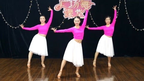 糖豆广场舞精选大众舞蹈 经典新疆民歌舞蹈 《花儿为什么这样红》教学