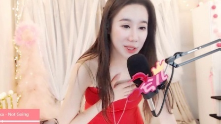 美女直播 第一季 这个女神主播，真会玩儿，性感翘臀热舞 (5)