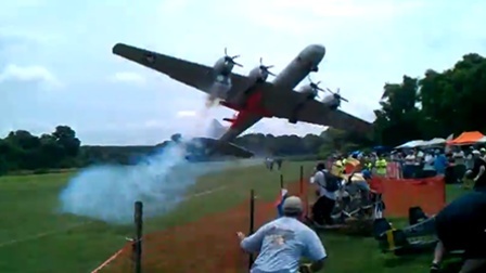 83吨战机得瑟致机毁人亡