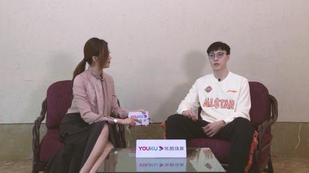 【专访】胡明轩：杜锋教练运筹帷幄 但在场上过于认真 想让他多给我们点空间
