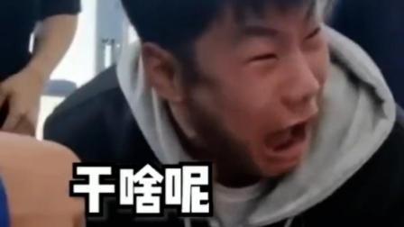 @所有人 戏精本精！男生心肺复苏演练1秒就位家属角色