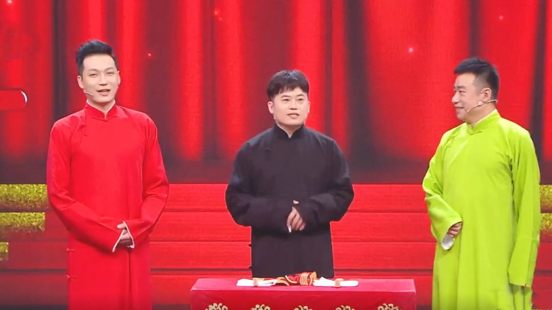群英会 话剧演员组合红鲤鱼与绿鲤鱼讲述名字来源  跨界说起相声