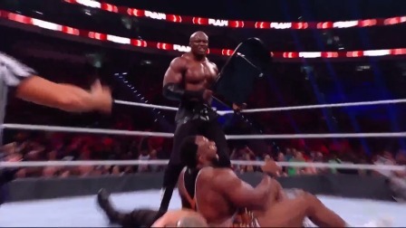 【中文解说】WWE RAW 第1478期：罗门连续获胜笑傲红色品牌
