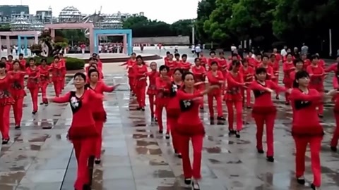 广场舞 广场舞《红色娘子军》