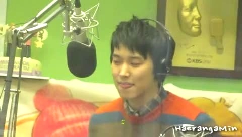 IU kiss&cry 你在我怀中 晟敏Kiss The Radio 饭拍版 12/01/18-Super Junior (SJ)