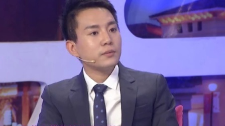 时尚汇 女子为防皱纹常年不笑