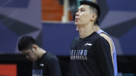 CBA热辣资讯 林书豪同意年薪降至低于200万美元 为签三外援做出了牺牲