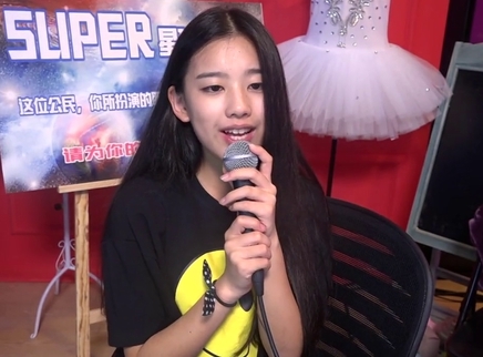818超女聊天室 左卓迷你演唱会开唱啦！