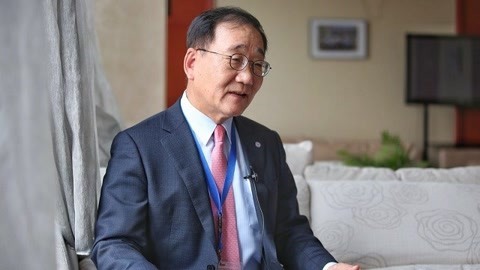 中国访谈 延世大学校长金用学：一流大学要靠思维方式来界定