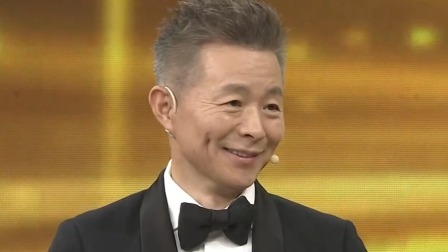 歌手王宏伟惊喜现身，神秘嘉宾到场带来感动无限