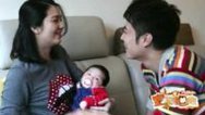 宝宝抱抱 新爸张丹峰离家工作难舍女儿