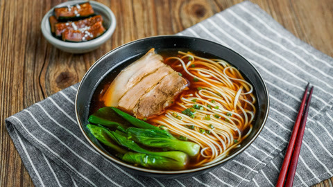 日食记 秋天必吃的焖肉面