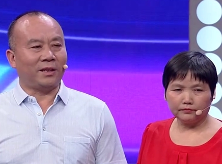 跨时代战书 养父母为女寻亲只为一线生机