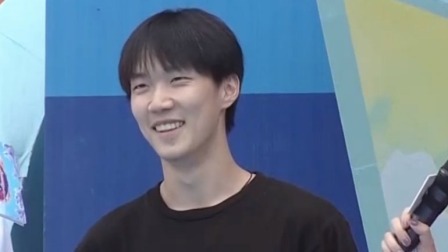 男生女生向前冲 第十四季 痴情小伙子张凯华来挑战，失误频频遗憾落水