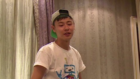 宝贝在这儿 虎爸掳获萌娃心阳爸遭冷落