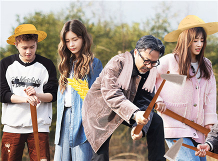 第12期：沈梦辰送张含韵零食包