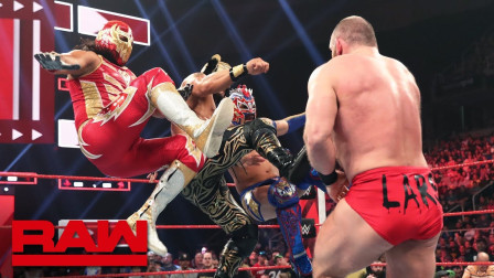 WWE RAW 2019 【RAW 05/20】卡里斯托被沙利文举高高